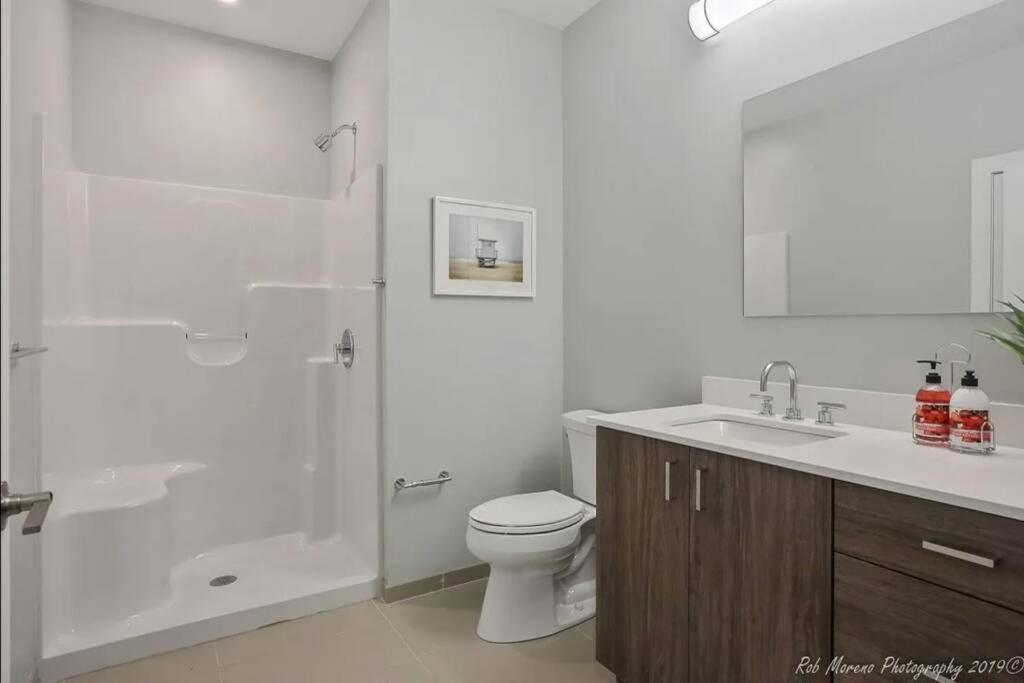 Luxury Apartment With Gym, Steps From Commuter Rail #4011 Reading Kültér fotó
