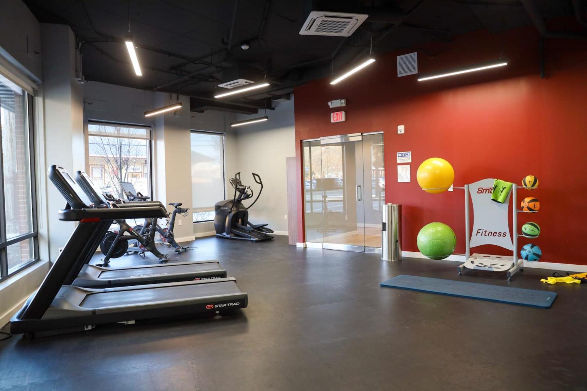 Luxury Apartment With Gym, Steps From Commuter Rail #4011 Reading Kültér fotó